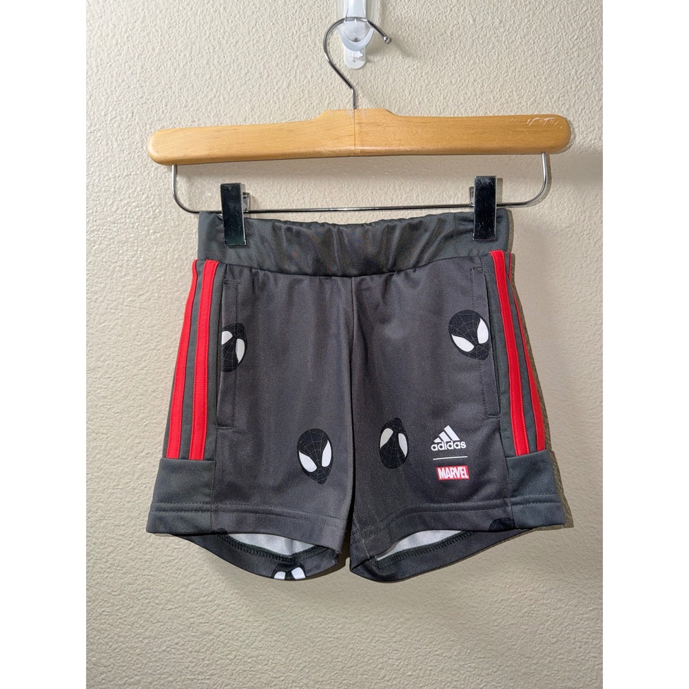 Boys Adidas Spider Man Shorts Size 4T